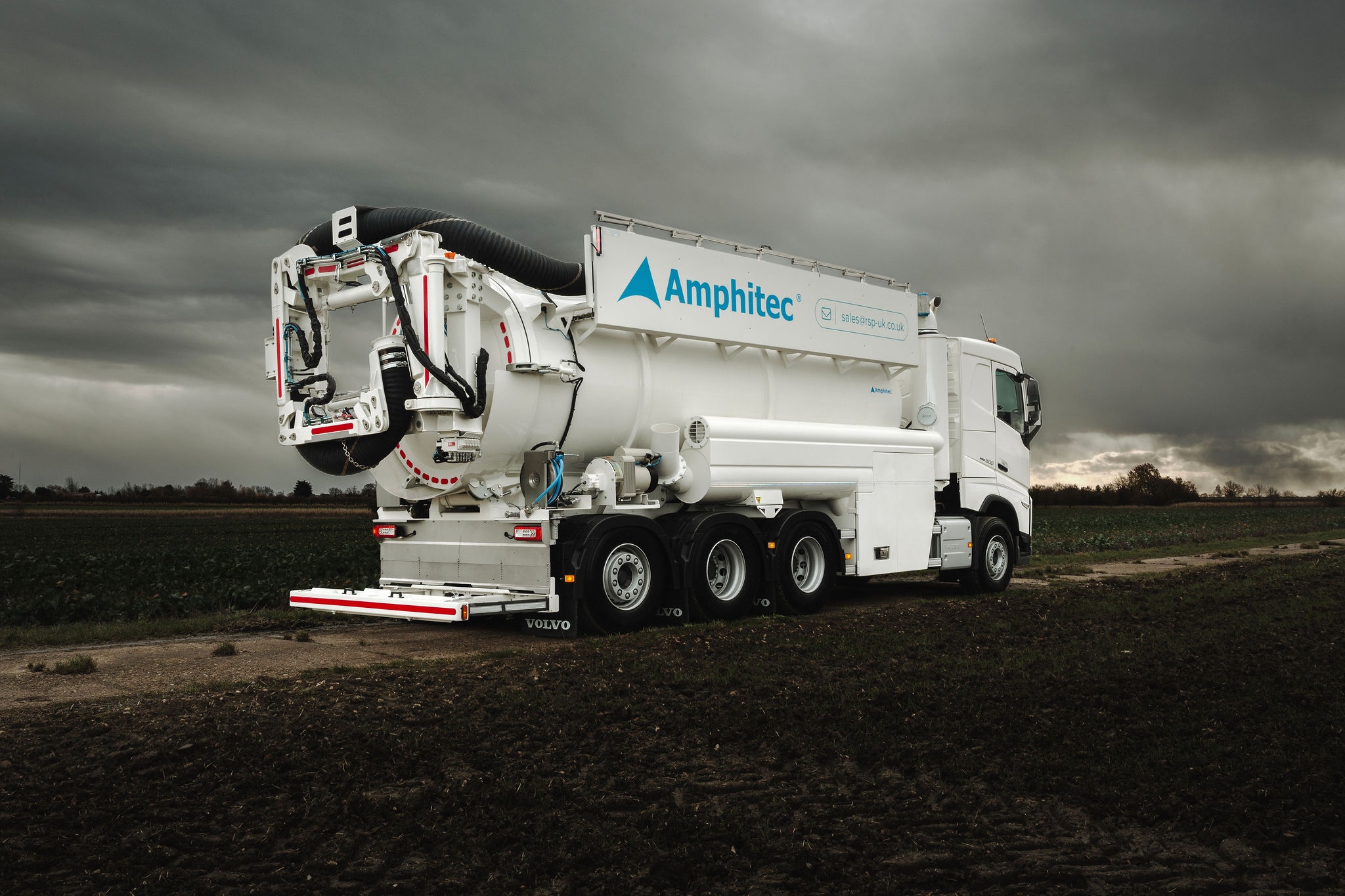 Amphitec Vortex vacuum excavator